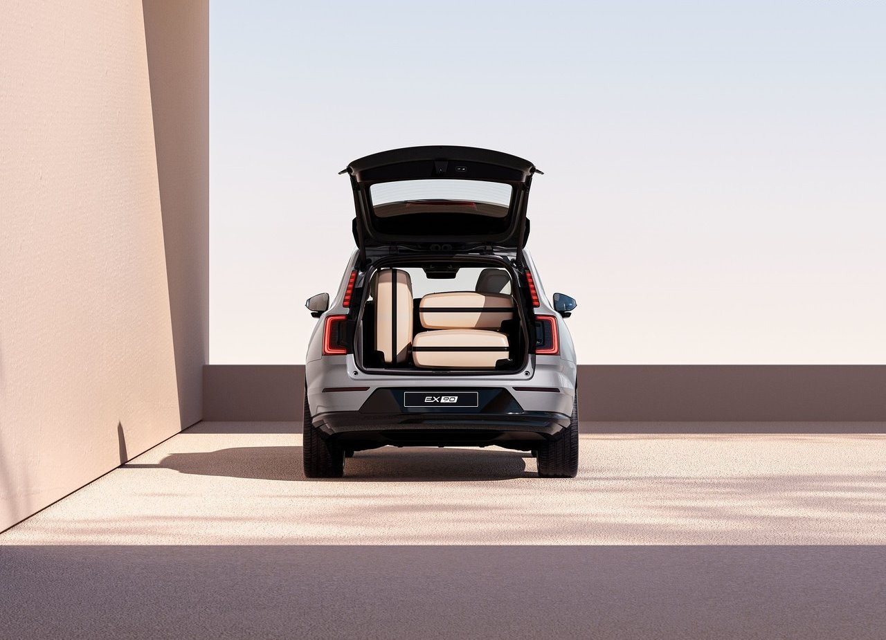 VOLVO EX90, foto 148
