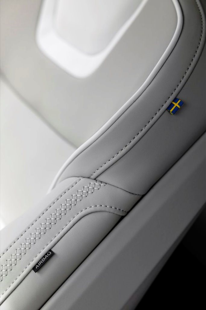 VOLVO EX90, foto 168