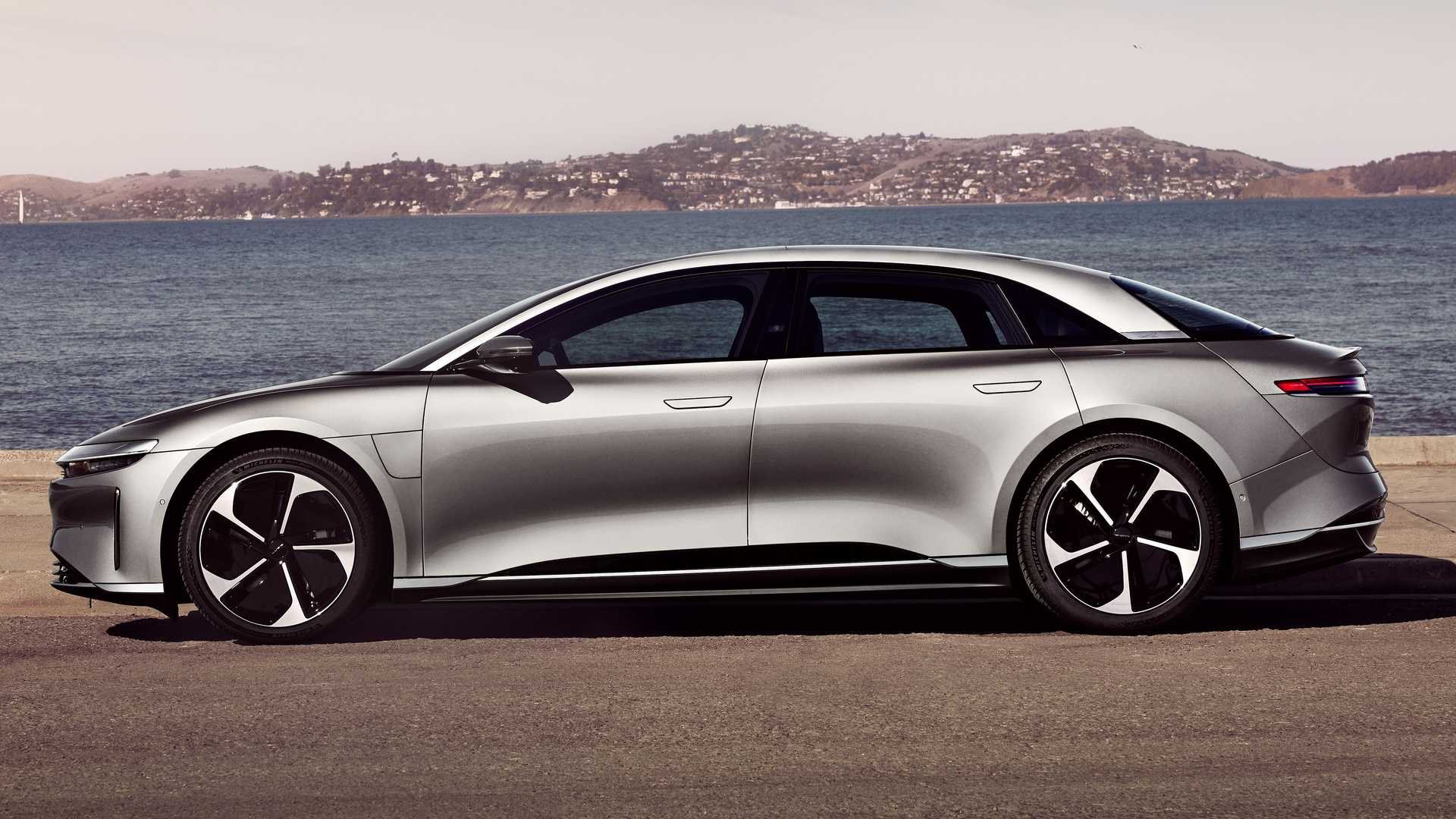 LUCID AIR TOURING, foto 1
