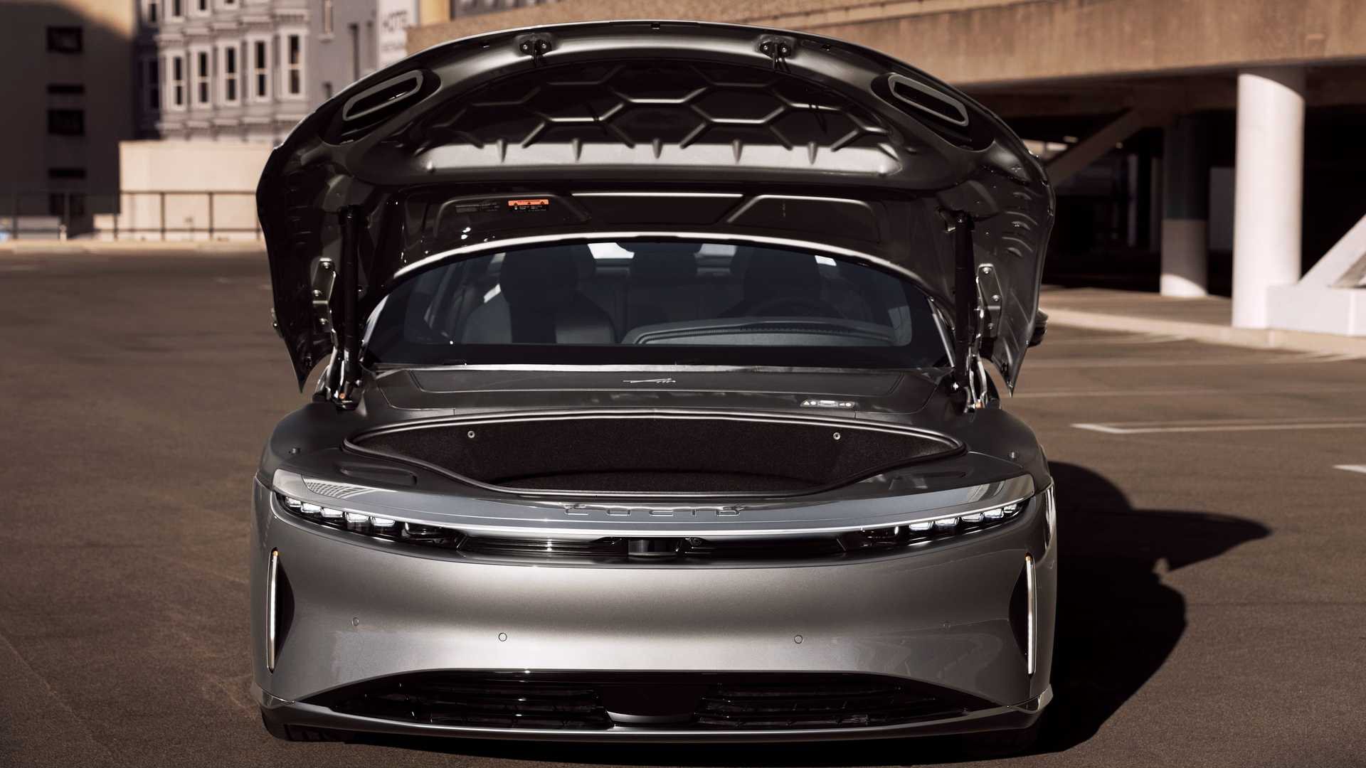 LUCID AIR TOURING, foto 7