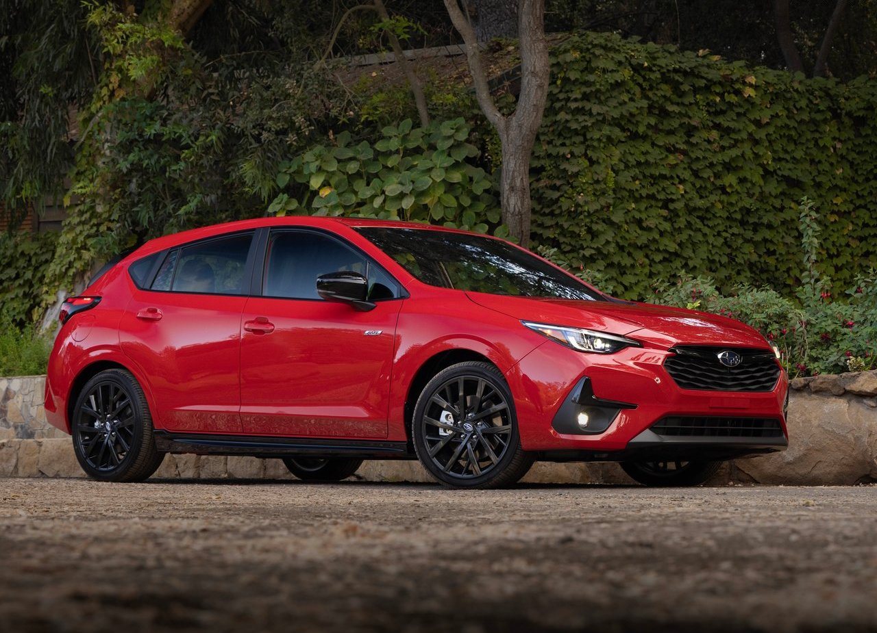 SUBARU IMPREZA, foto 1
