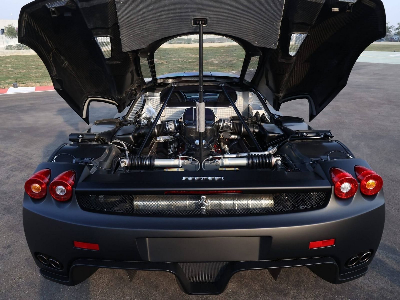 2004 - FERRARI ENZO MATTE BLACK, foto 44