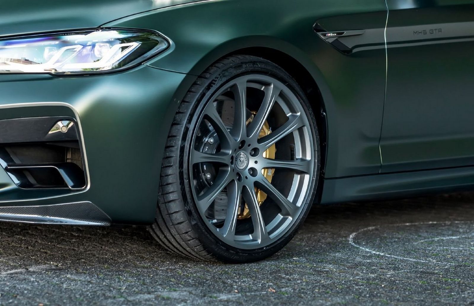 2022 - BMW M5 SEDAN CS MH5 GTR BY MANHART, foto 10