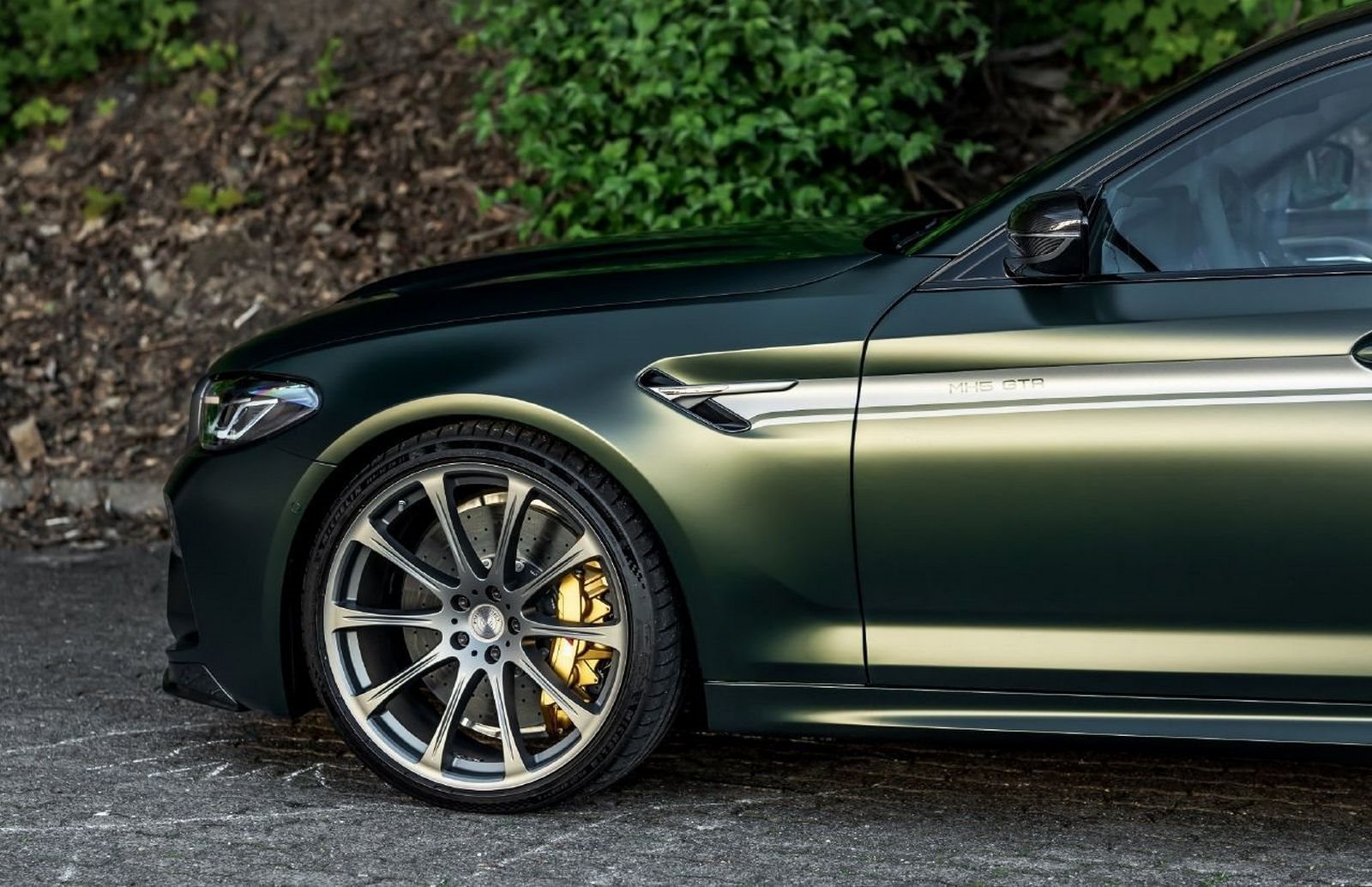 2022 - BMW M5 SEDAN CS MH5 GTR BY MANHART, foto 11