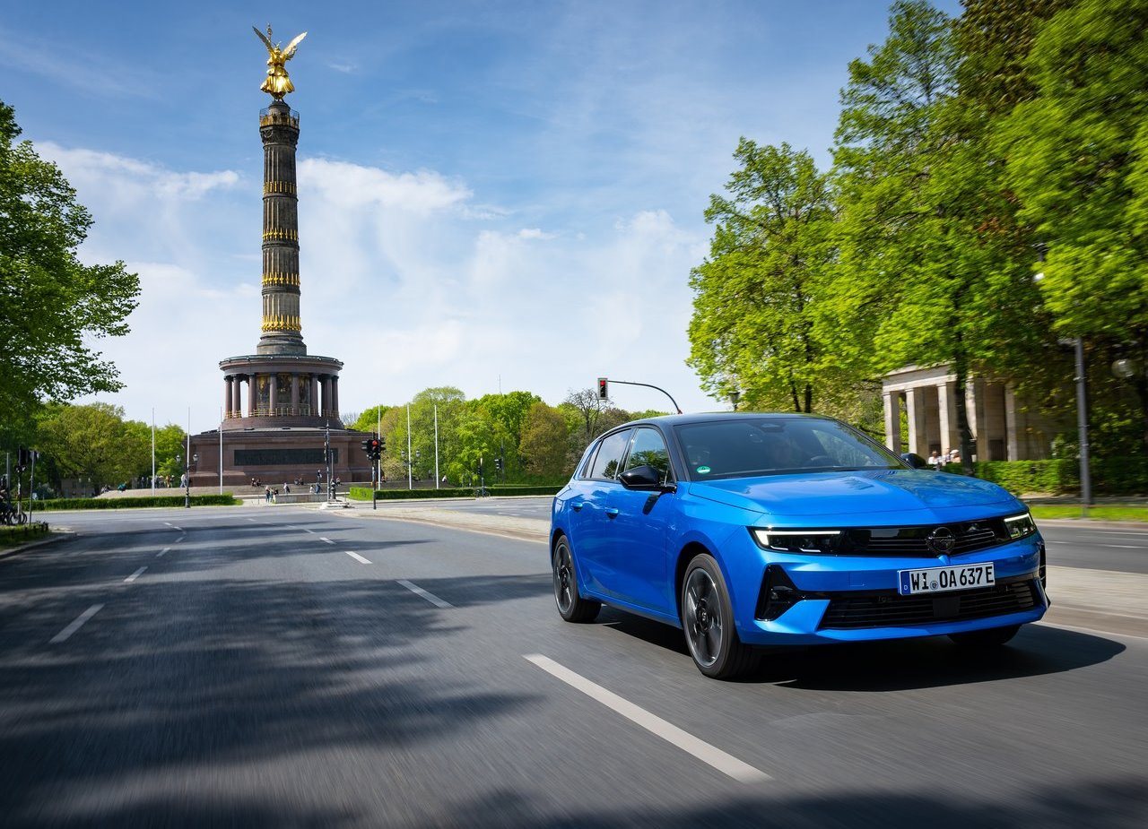 2023 - OPEL ASTRA ELECTRIC, foto 28