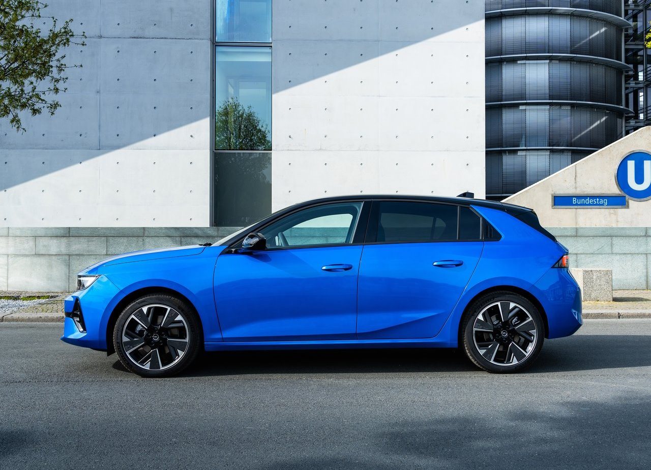 2023 - OPEL ASTRA ELECTRIC, foto 30
