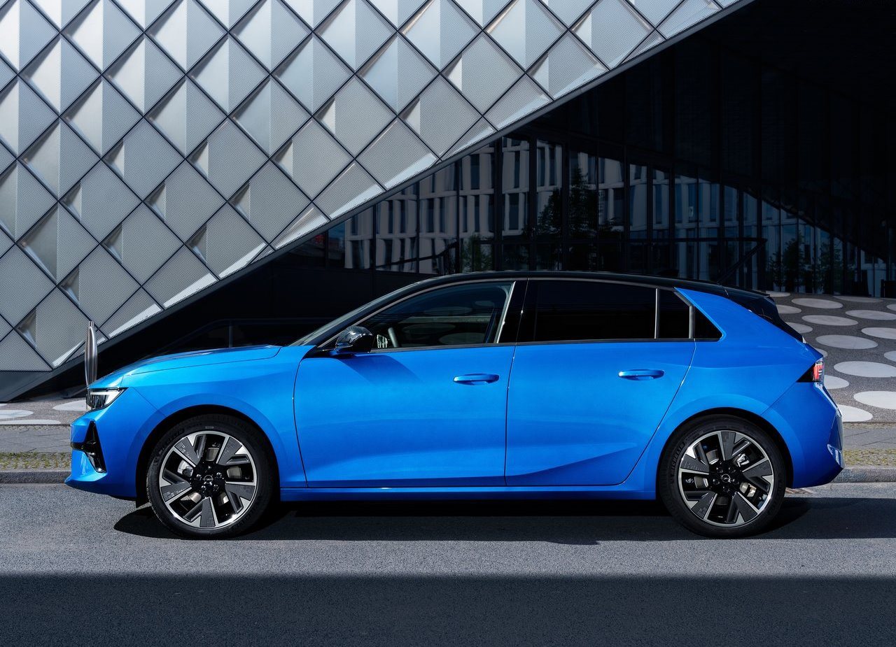 2023 - OPEL ASTRA ELECTRIC, foto 31