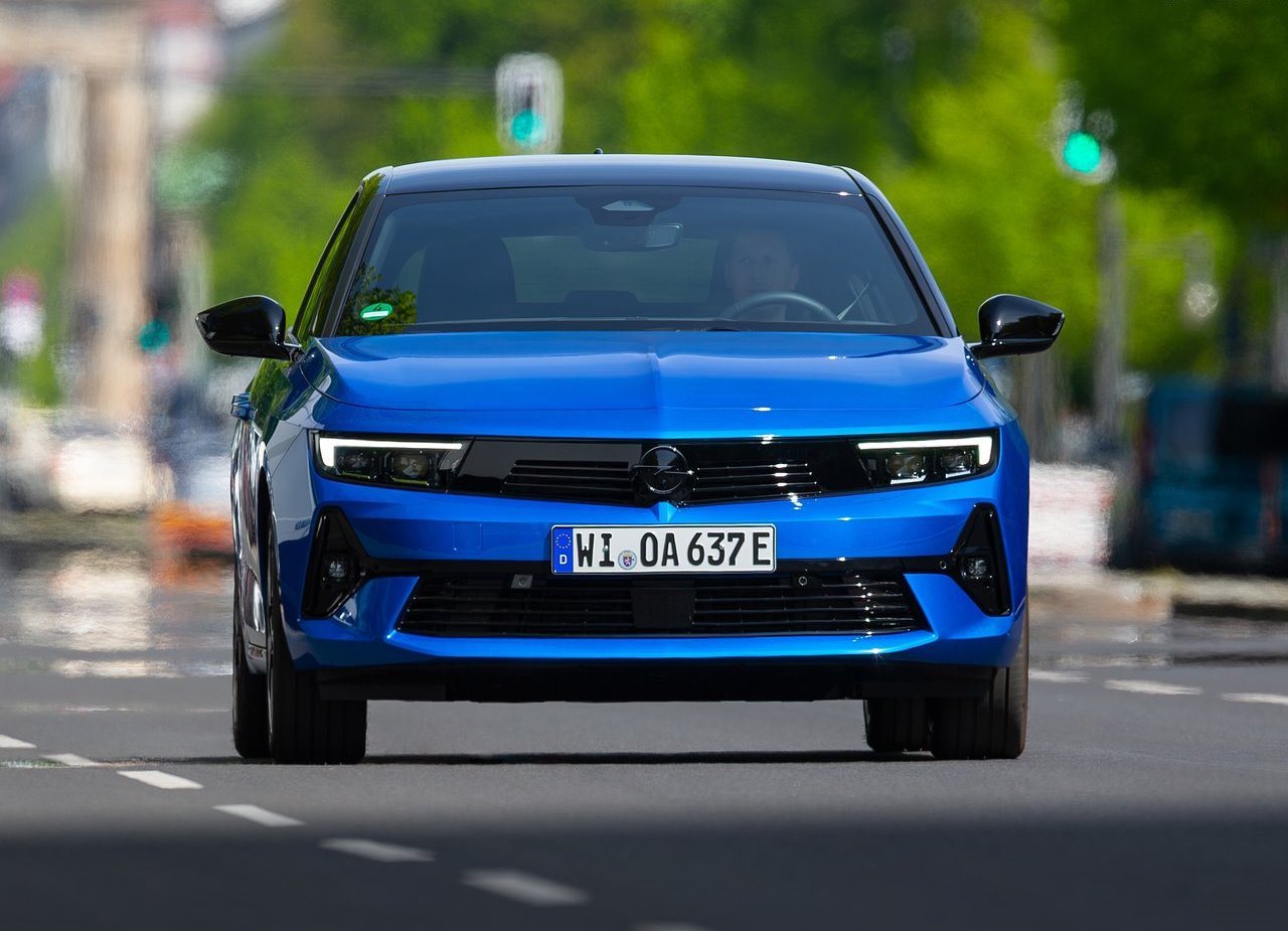2023 - OPEL ASTRA ELECTRIC, foto 43