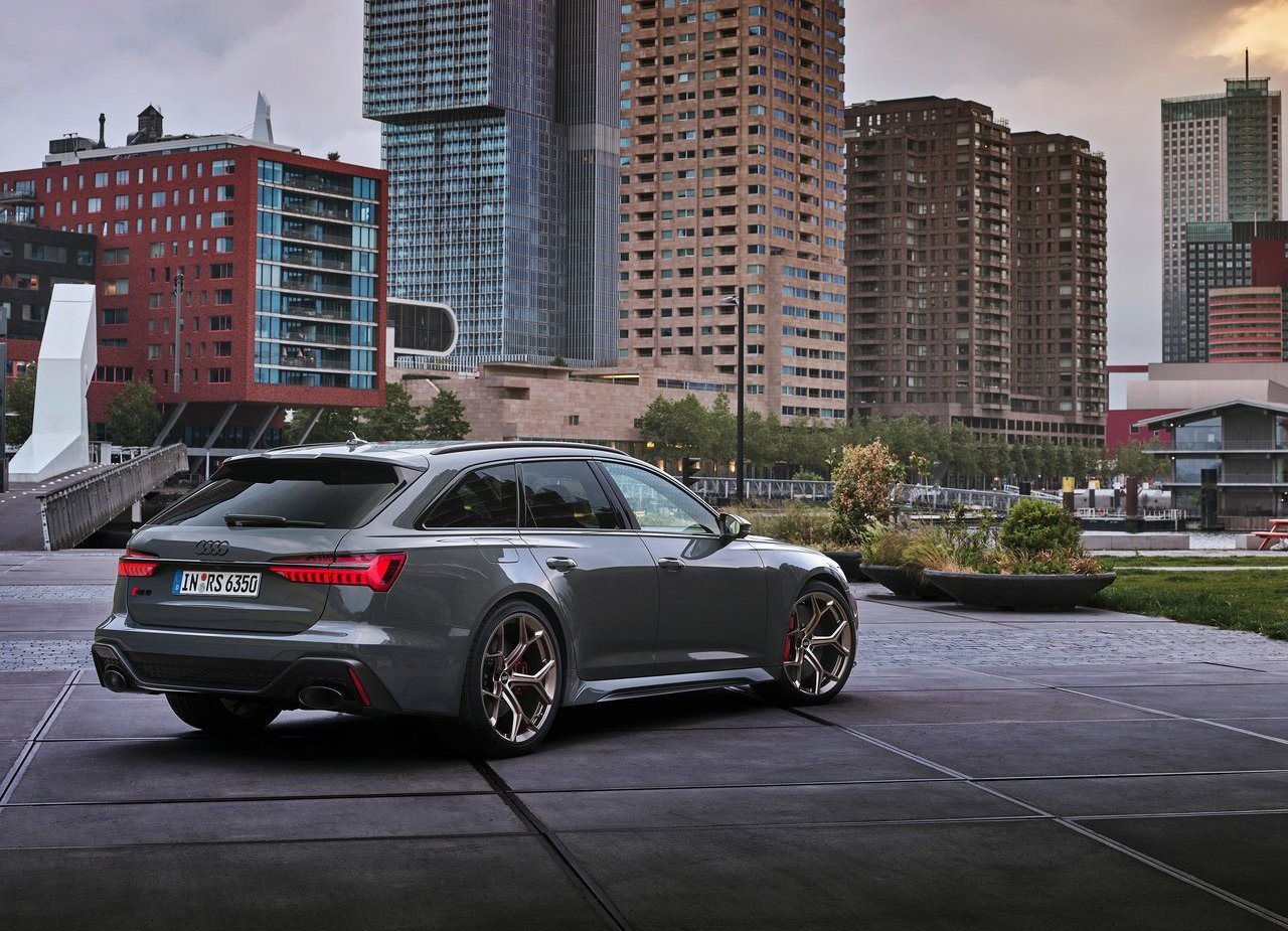 AUDI RS 6 AVANT PERFORMANCE, foto 21