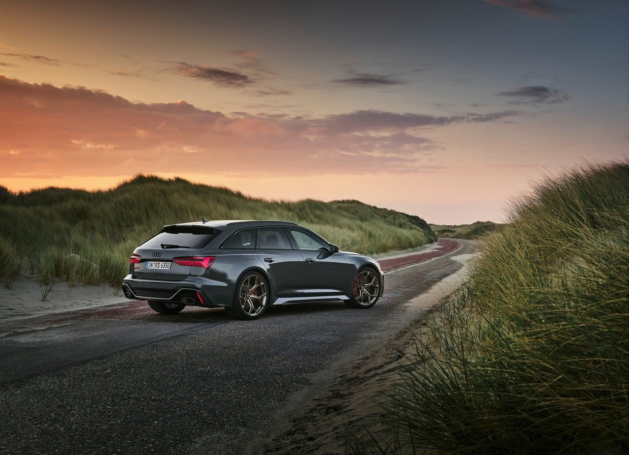AUDI RS 6 AVANT PERFORMANCE, foto 24
