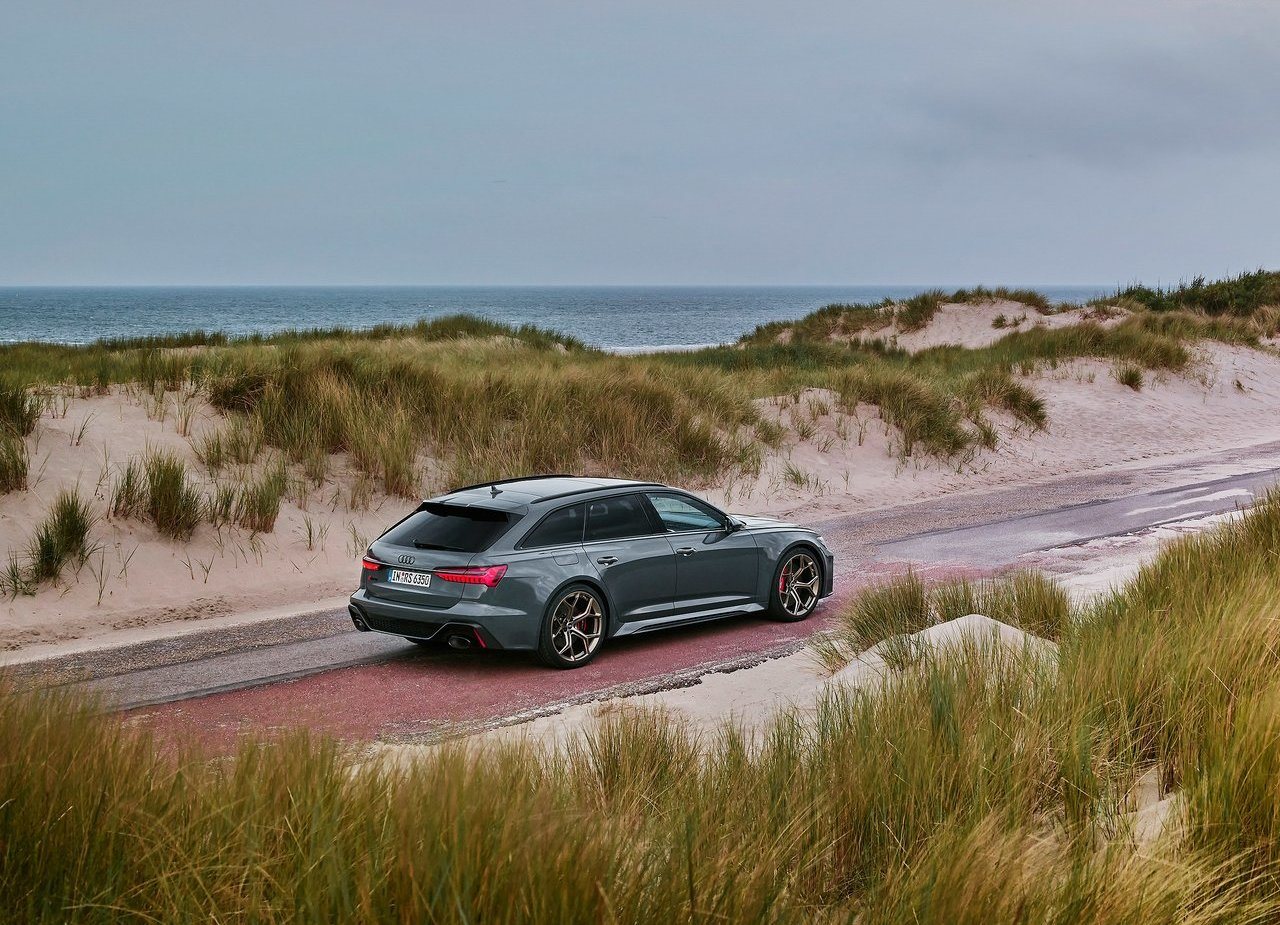 AUDI RS 6 AVANT PERFORMANCE, foto 25