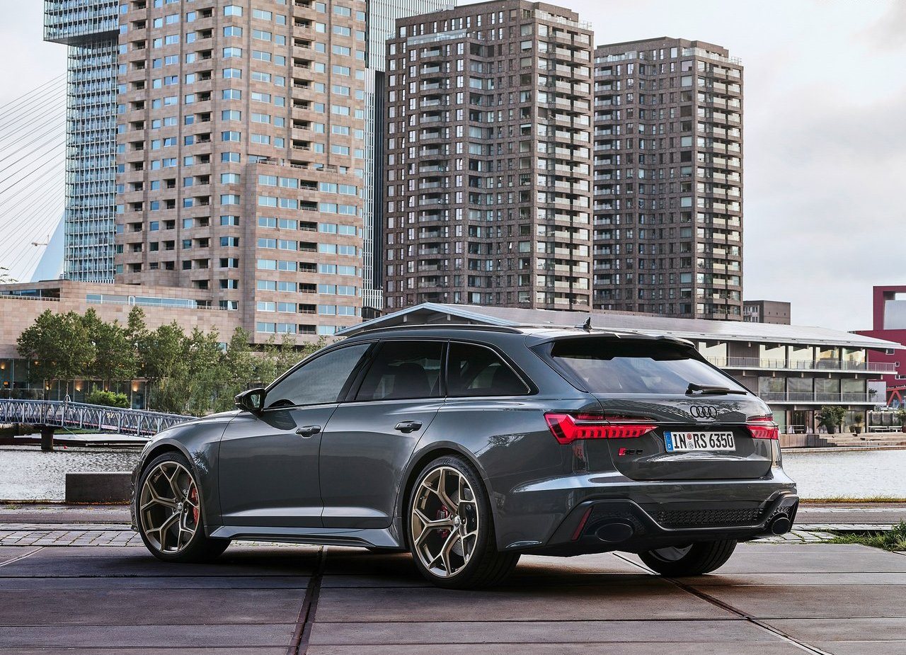 AUDI RS 6 AVANT PERFORMANCE, foto 26