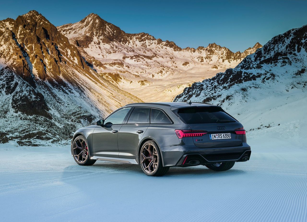 AUDI RS 6 AVANT PERFORMANCE, foto 32