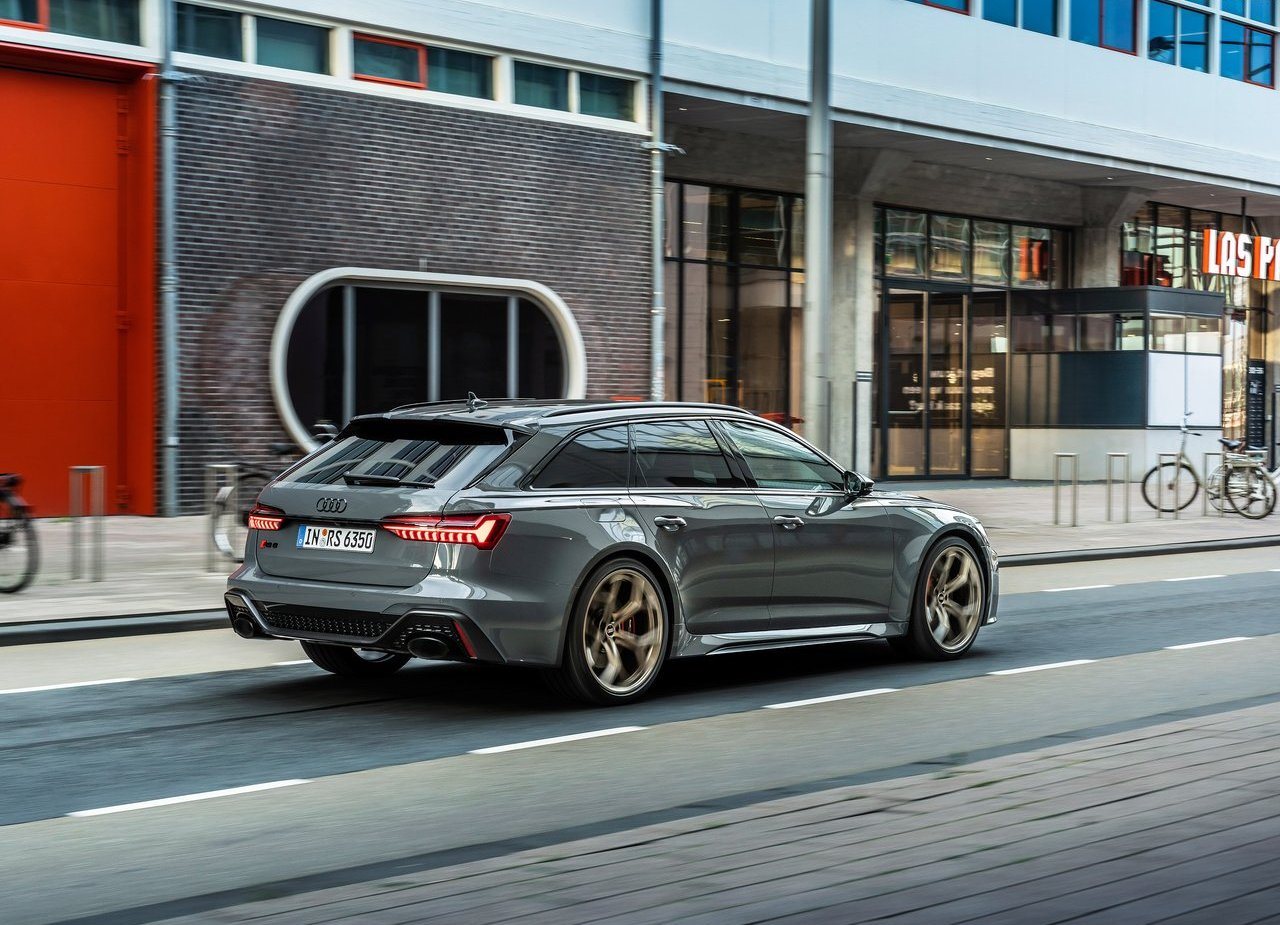 AUDI RS 6 AVANT PERFORMANCE, foto 39