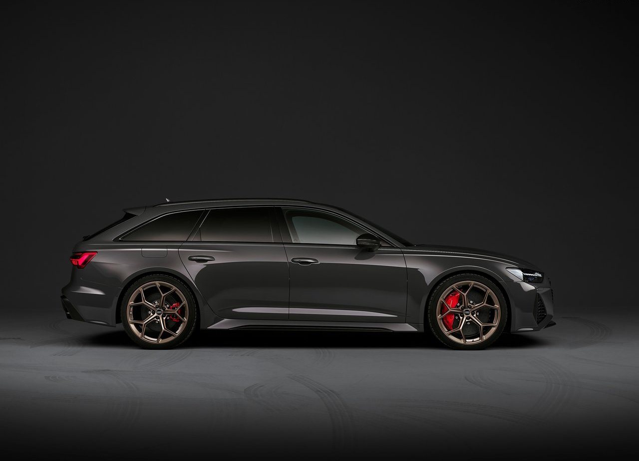 AUDI RS 6 AVANT PERFORMANCE, foto 52