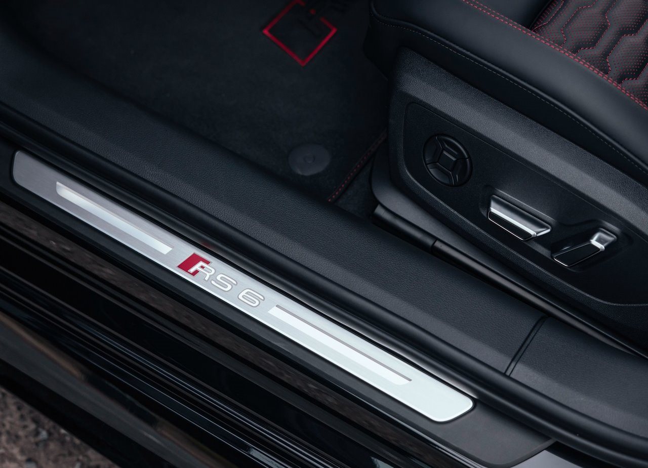 AUDI RS 6 AVANT PERFORMANCE, foto 182