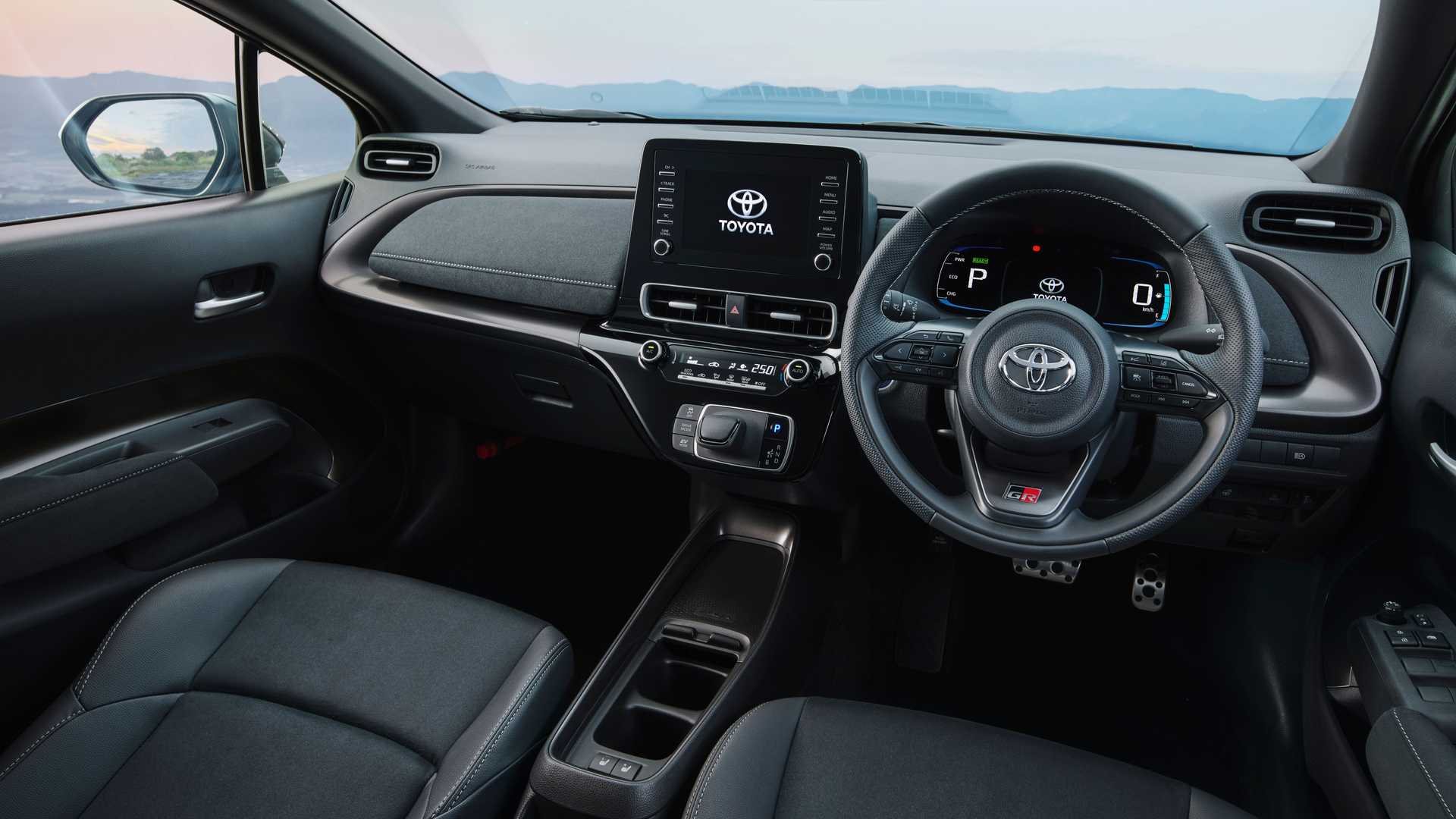 2023 - TOYOTA AQUA GR SPORT, foto 9