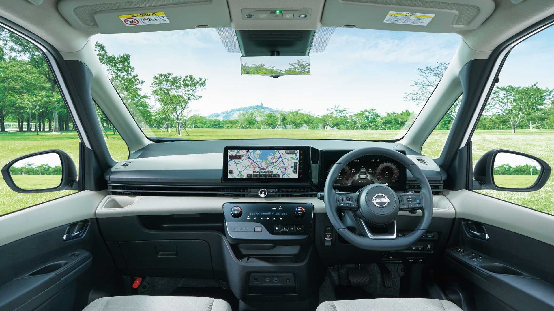 NISSAN SERENA, foto 68