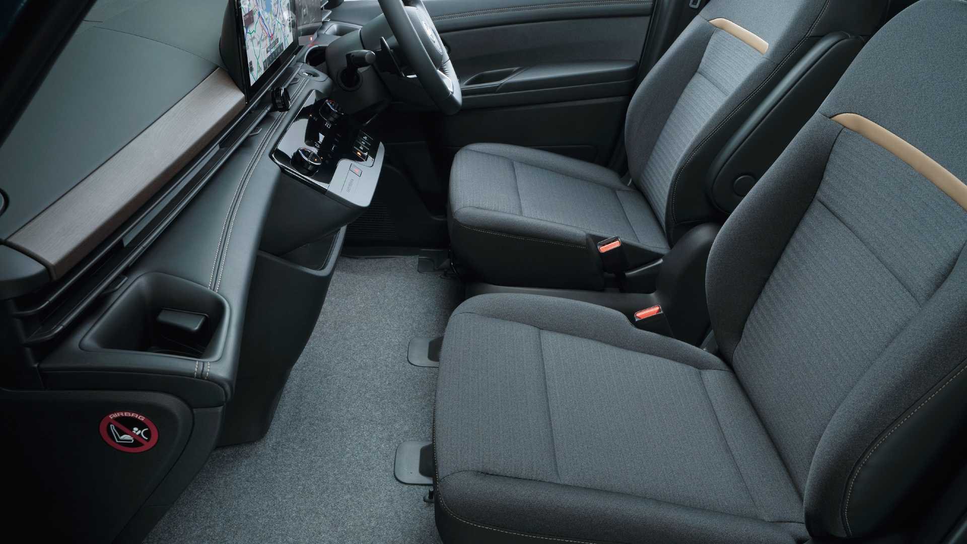 NISSAN SERENA, foto 70