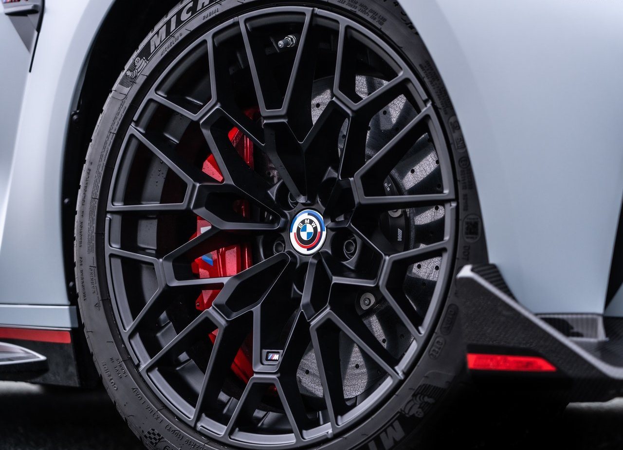 2023 - BMW M4 CSL UK VERSION, foto 40