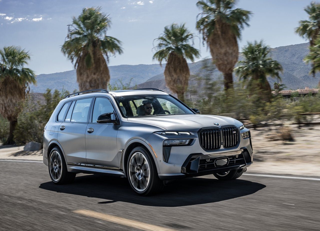 2023 - BMW X7 M60i US VERSION, foto 22