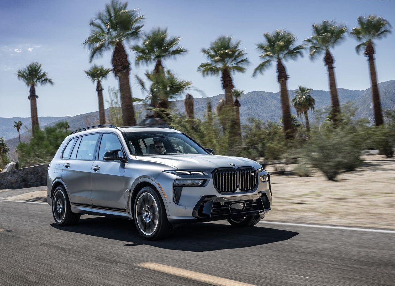 2023 - BMW X7 M60i US VERSION, foto 24