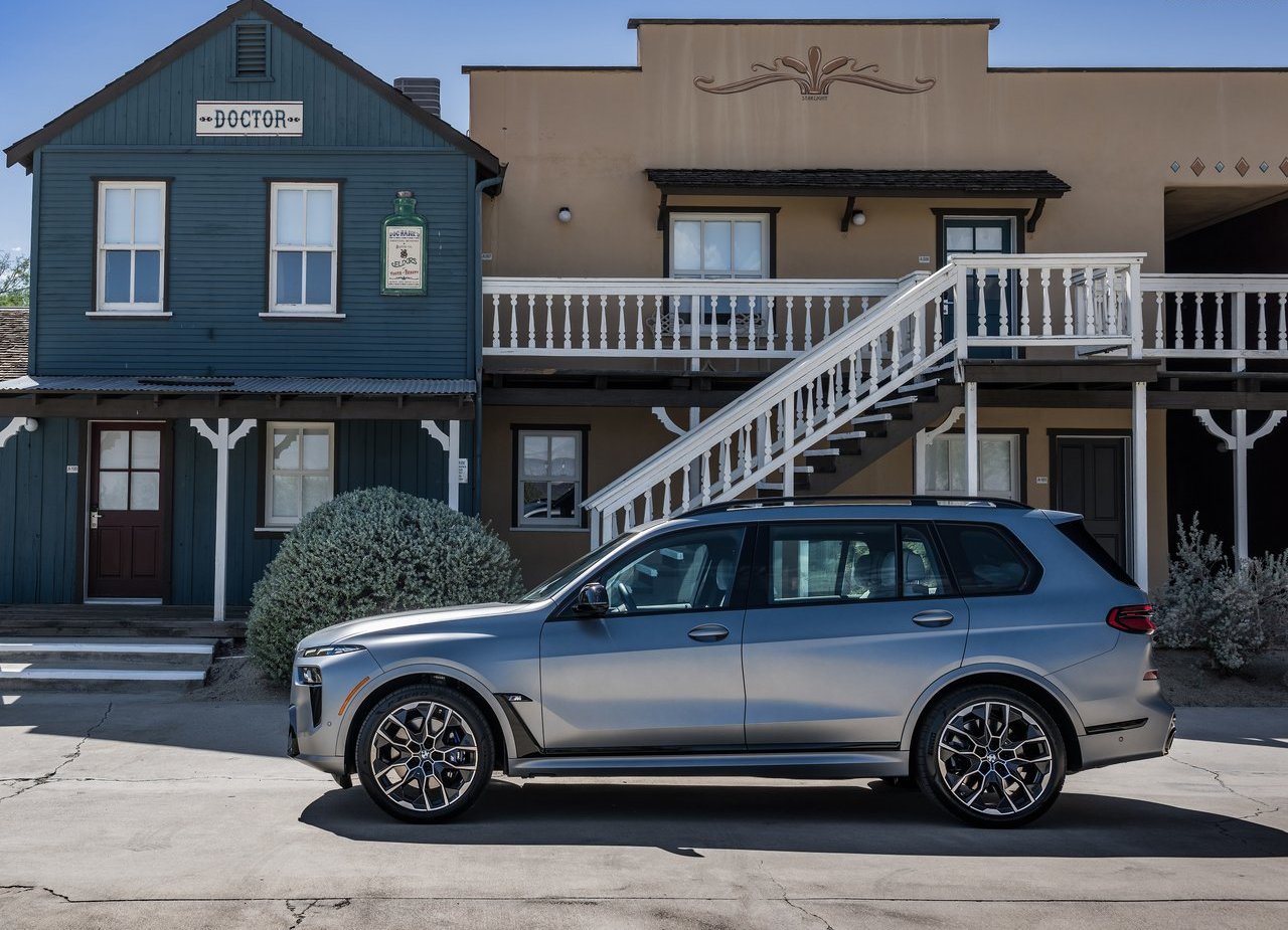 2023 - BMW X7 M60i US VERSION, foto 55
