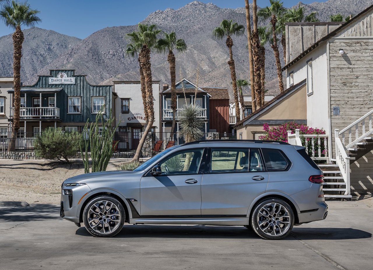 2023 - BMW X7 M60i US VERSION, foto 56