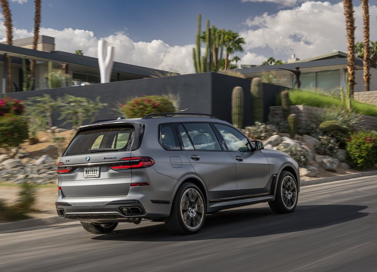 2023 - BMW X7 M60i US VERSION, foto 73