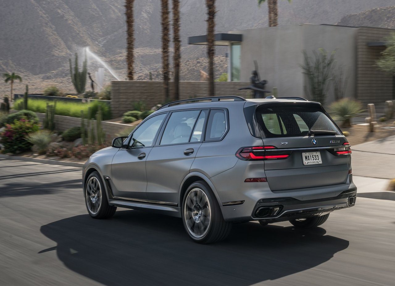2023 - BMW X7 M60i US VERSION, foto 74