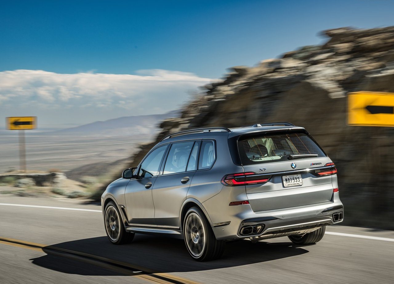 2023 - BMW X7 M60i US VERSION, foto 80