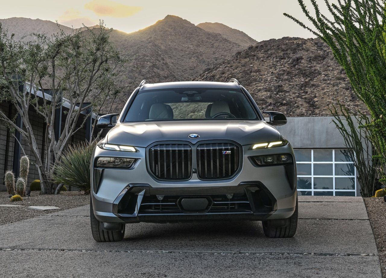 2023 - BMW X7 M60i US VERSION, foto 87