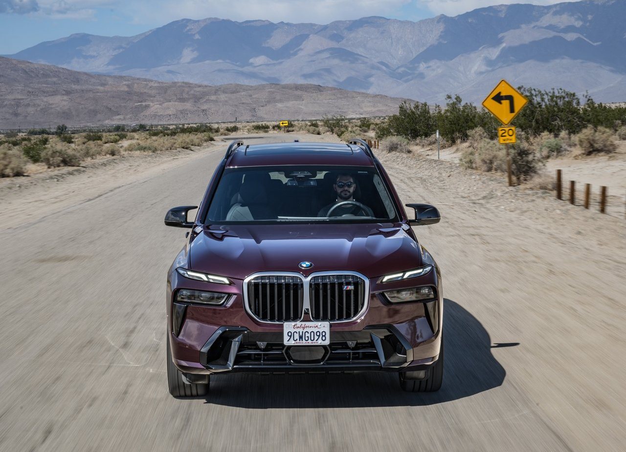 2023 - BMW X7 M60i US VERSION, foto 93