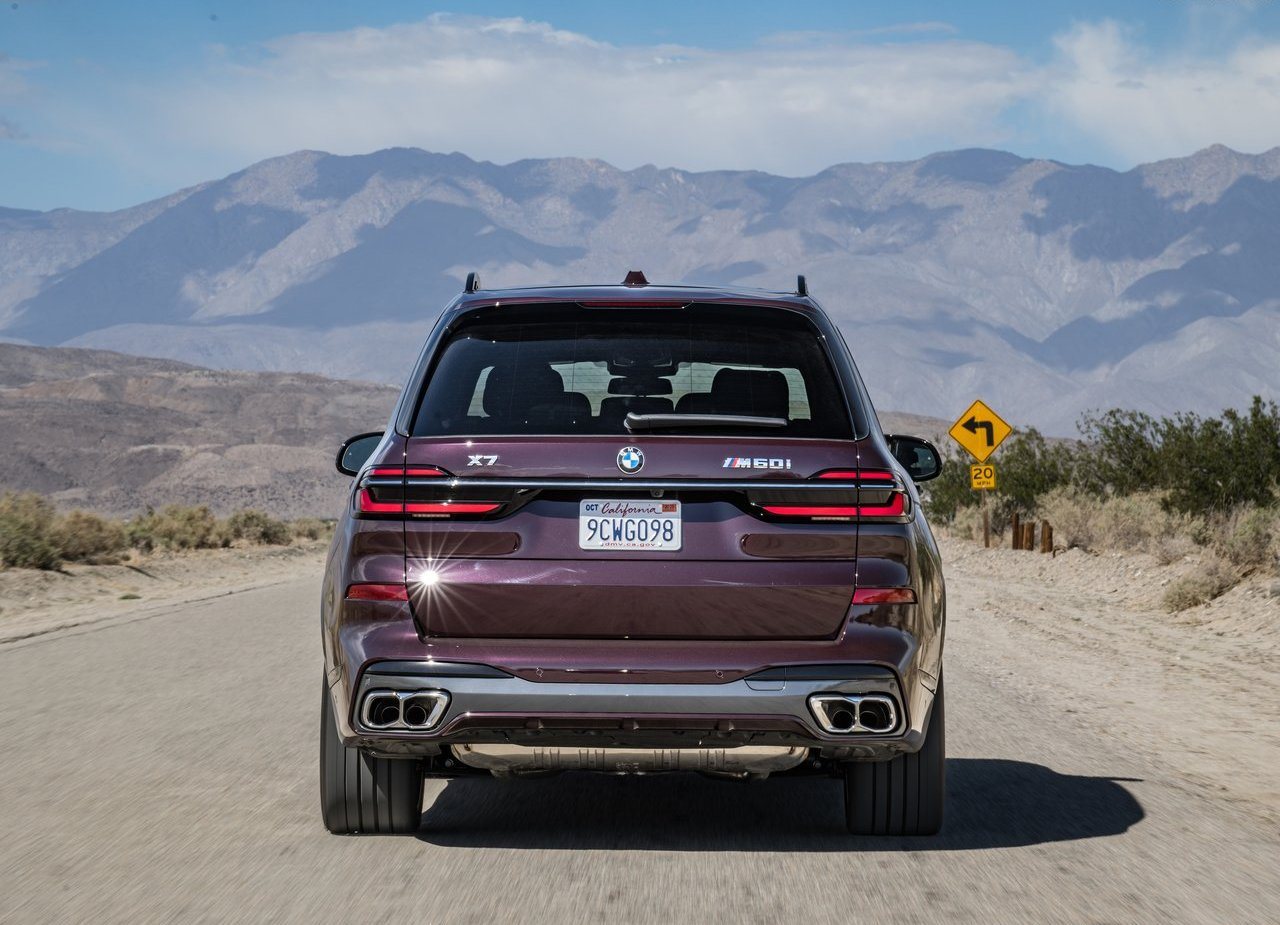 2023 - BMW X7 M60i US VERSION, foto 96