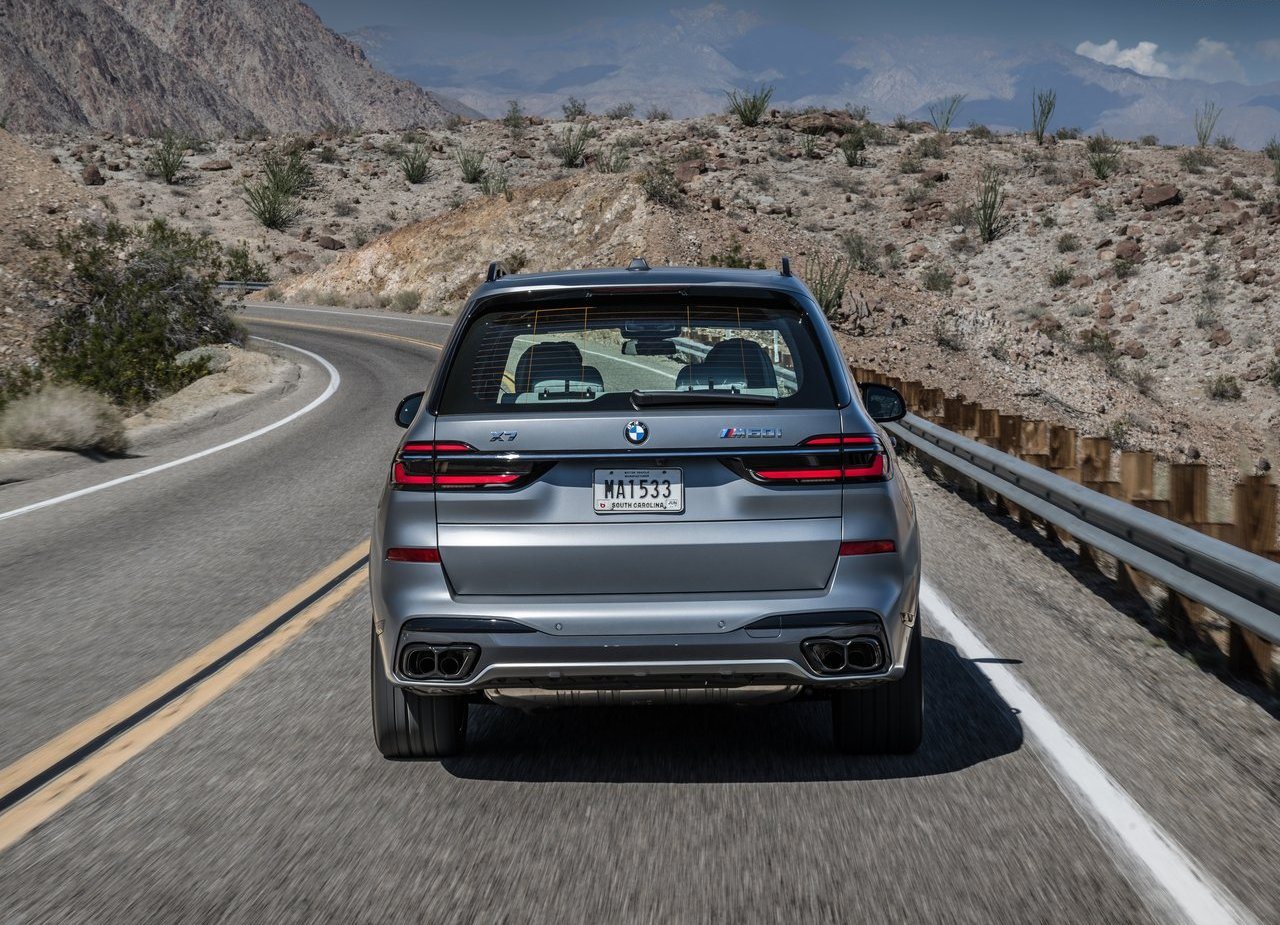 2023 - BMW X7 M60i US VERSION, foto 97