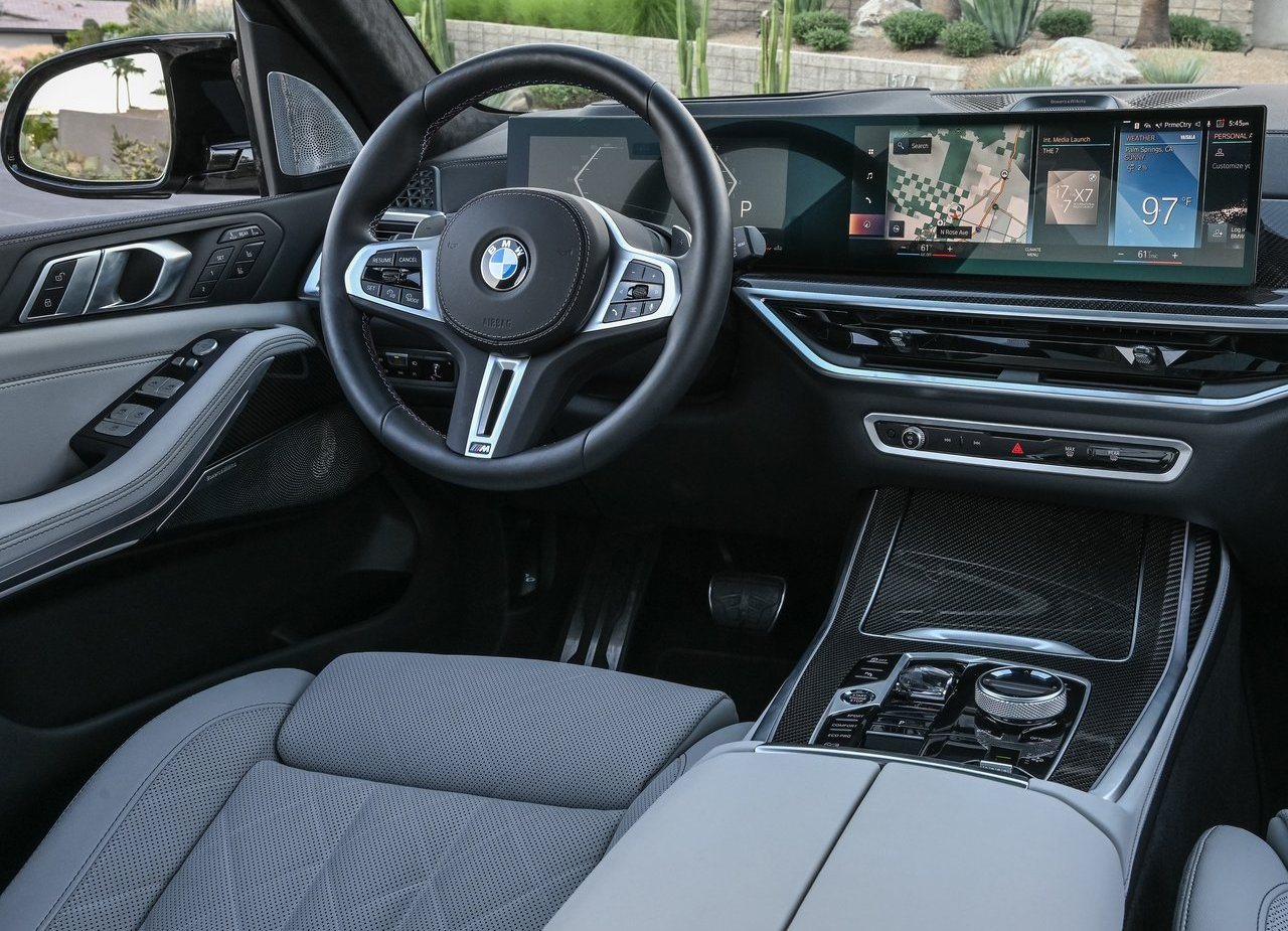 2023 - BMW X7 M60i US VERSION, foto 98
