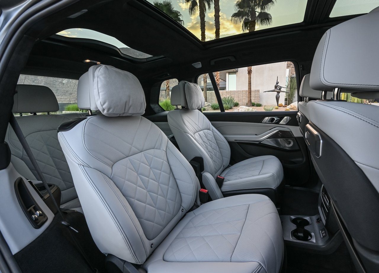 2023 - BMW X7 M60i US VERSION, foto 105