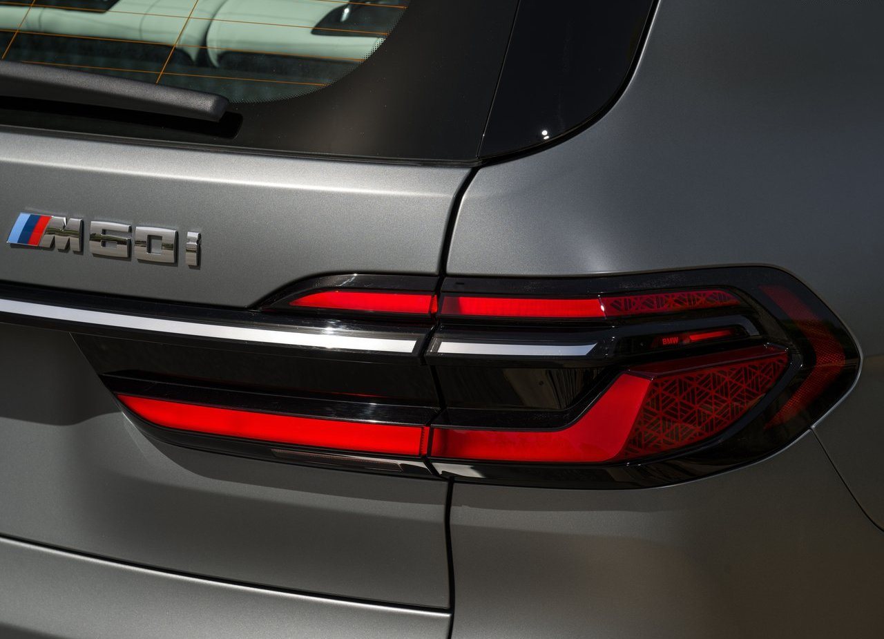 2023 - BMW X7 M60i US VERSION, foto 120