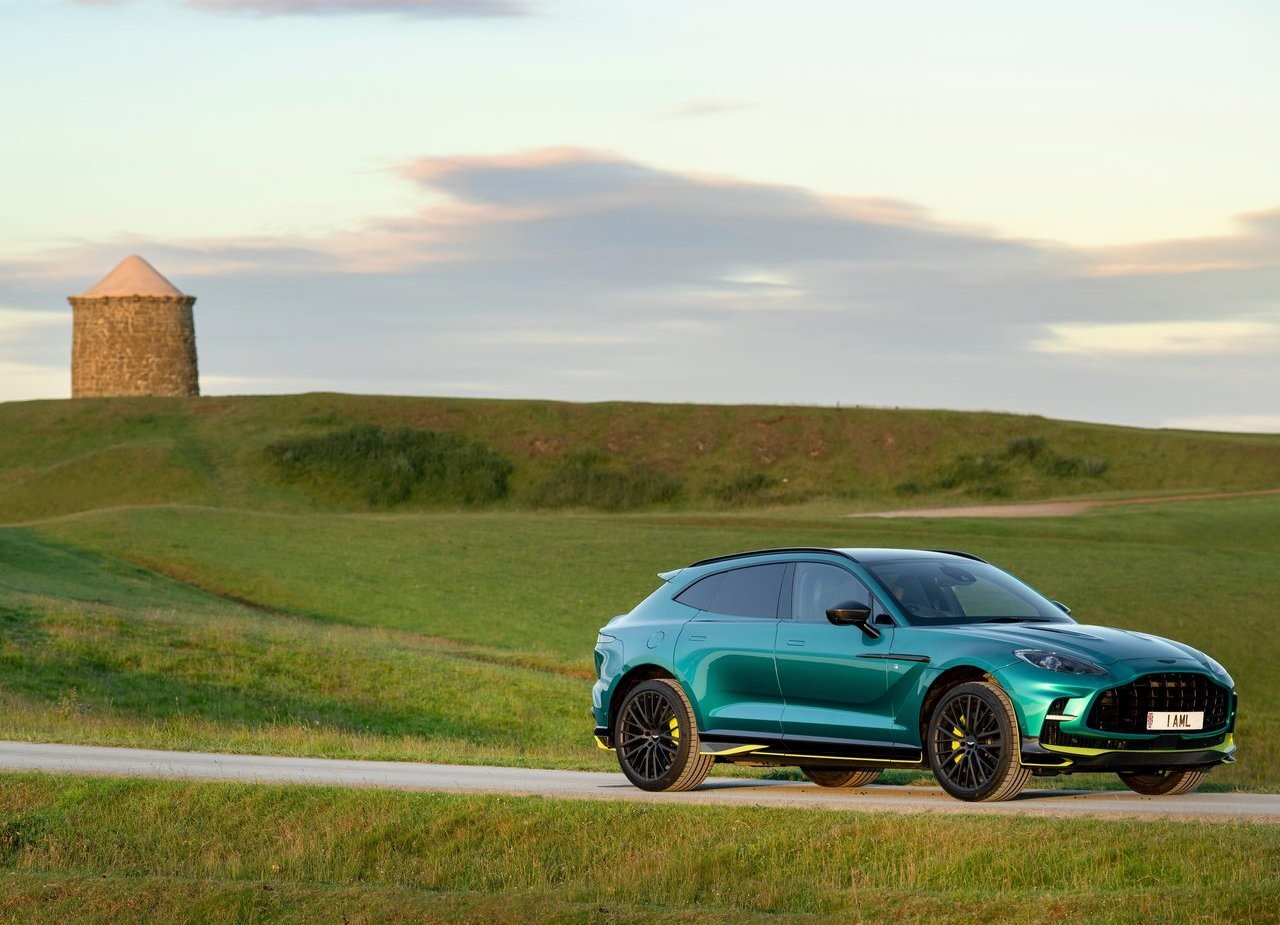 2023 - ASTON MARTIN DBX707 Q 2022 F1 GREEN, foto 7