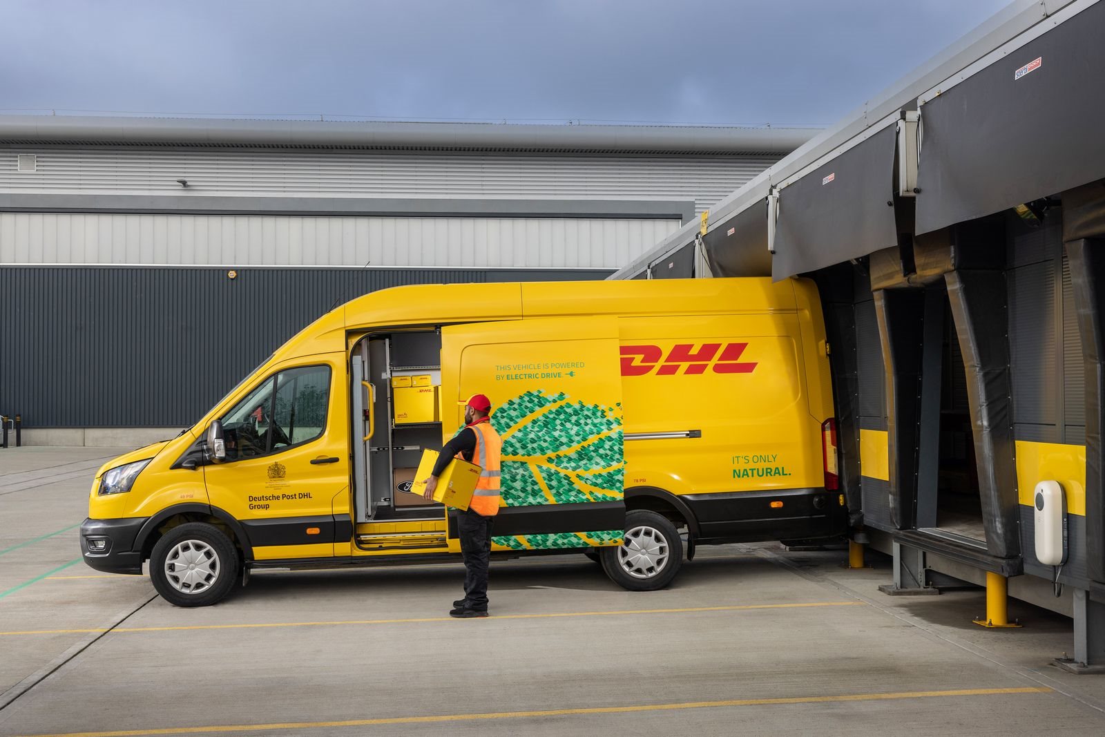 FORD E-TRANSIT & DHL EXPRESS, foto 2