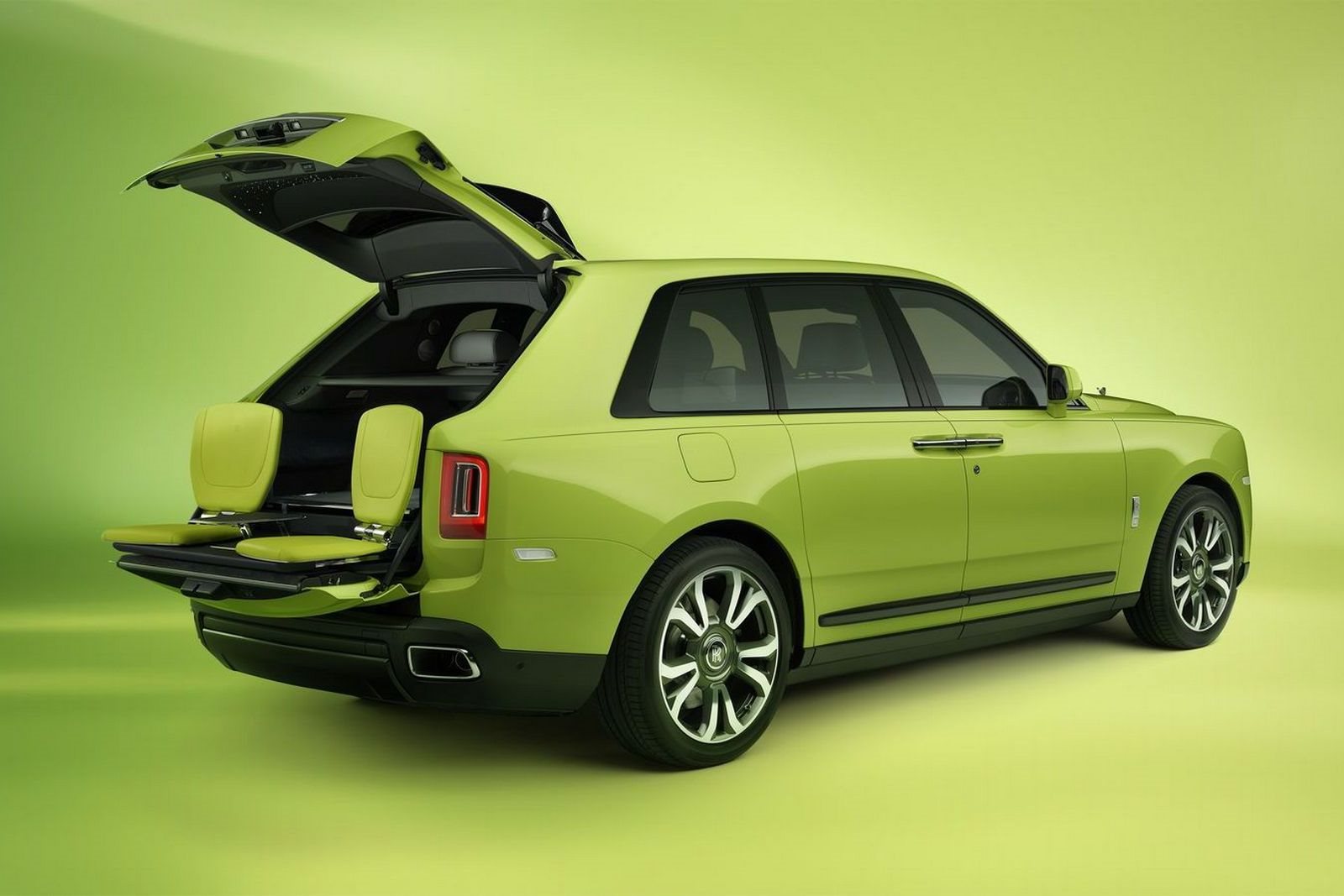 2022 - ROLLS-ROYCE CULLINAN INSPIRED BY FASHION, foto 3