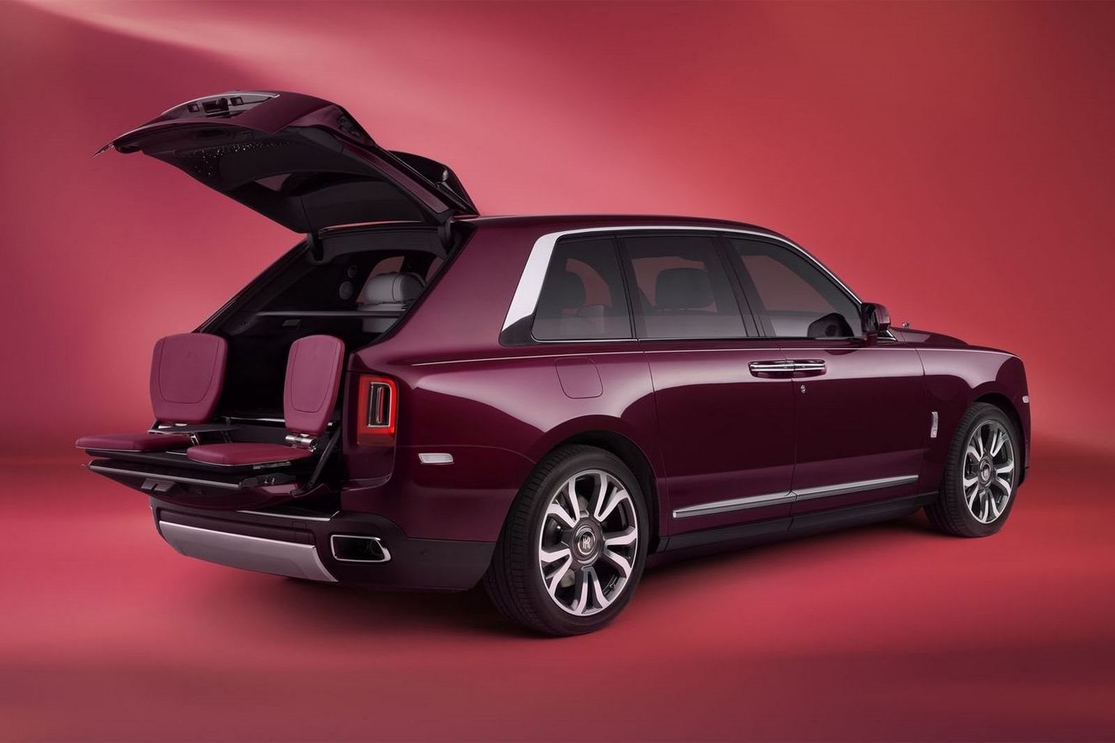 2022 - ROLLS-ROYCE CULLINAN INSPIRED BY FASHION, foto 10