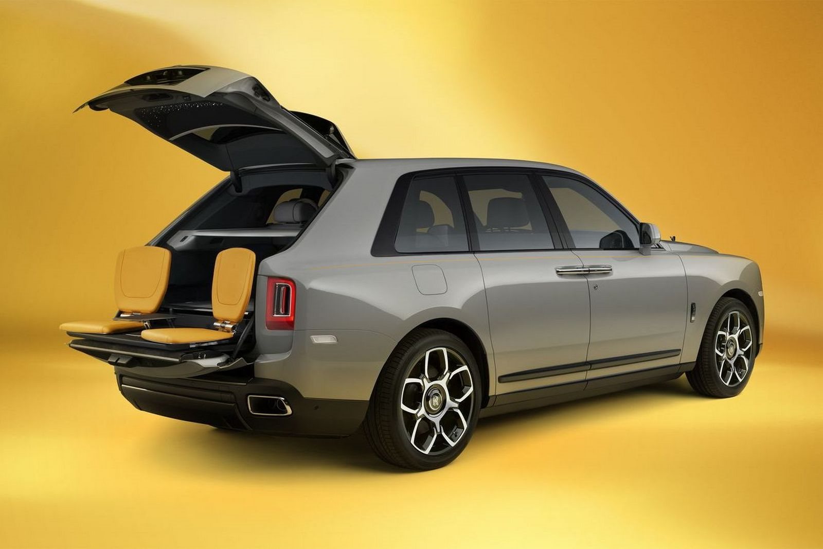 2022 - ROLLS-ROYCE CULLINAN INSPIRED BY FASHION, foto 16