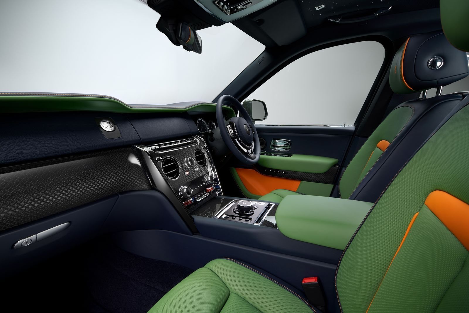 2022 - ROLLS-ROYCE CULLINAN INSPIRED BY FASHION, foto 23