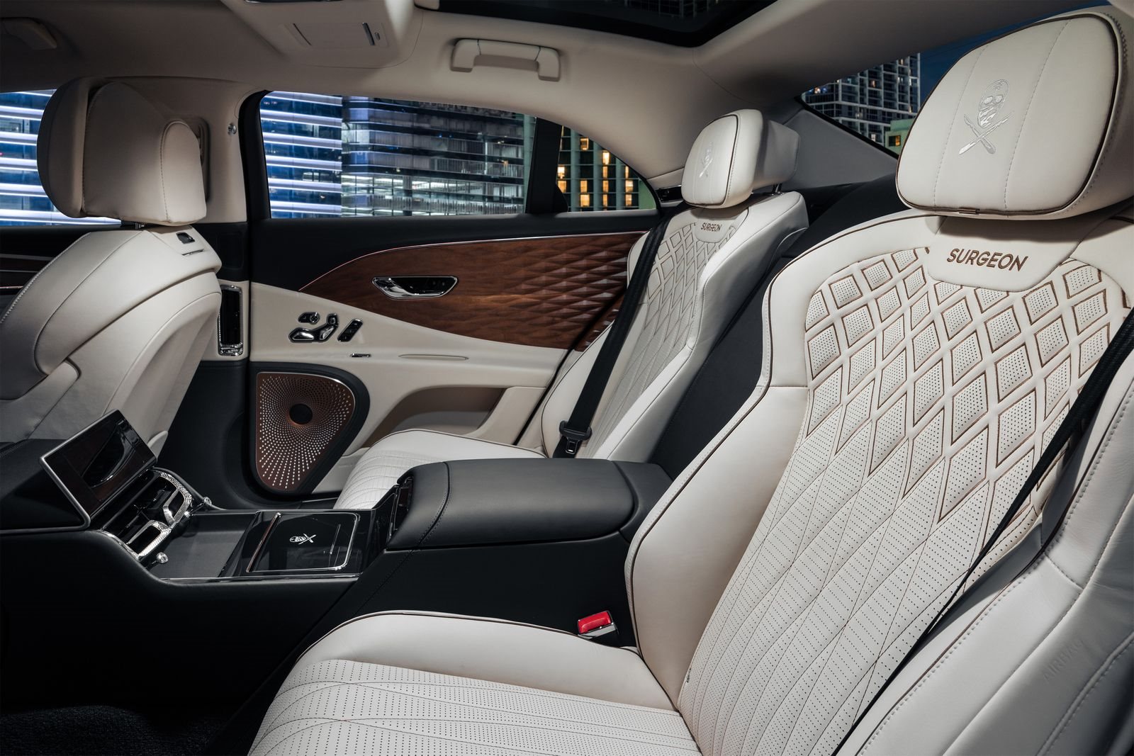 BENTLEY FLYING SPUR ‘THE SURGEON’, foto 5