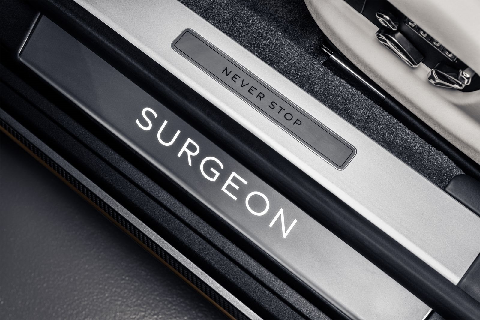 BENTLEY FLYING SPUR ‘THE SURGEON’, foto 16