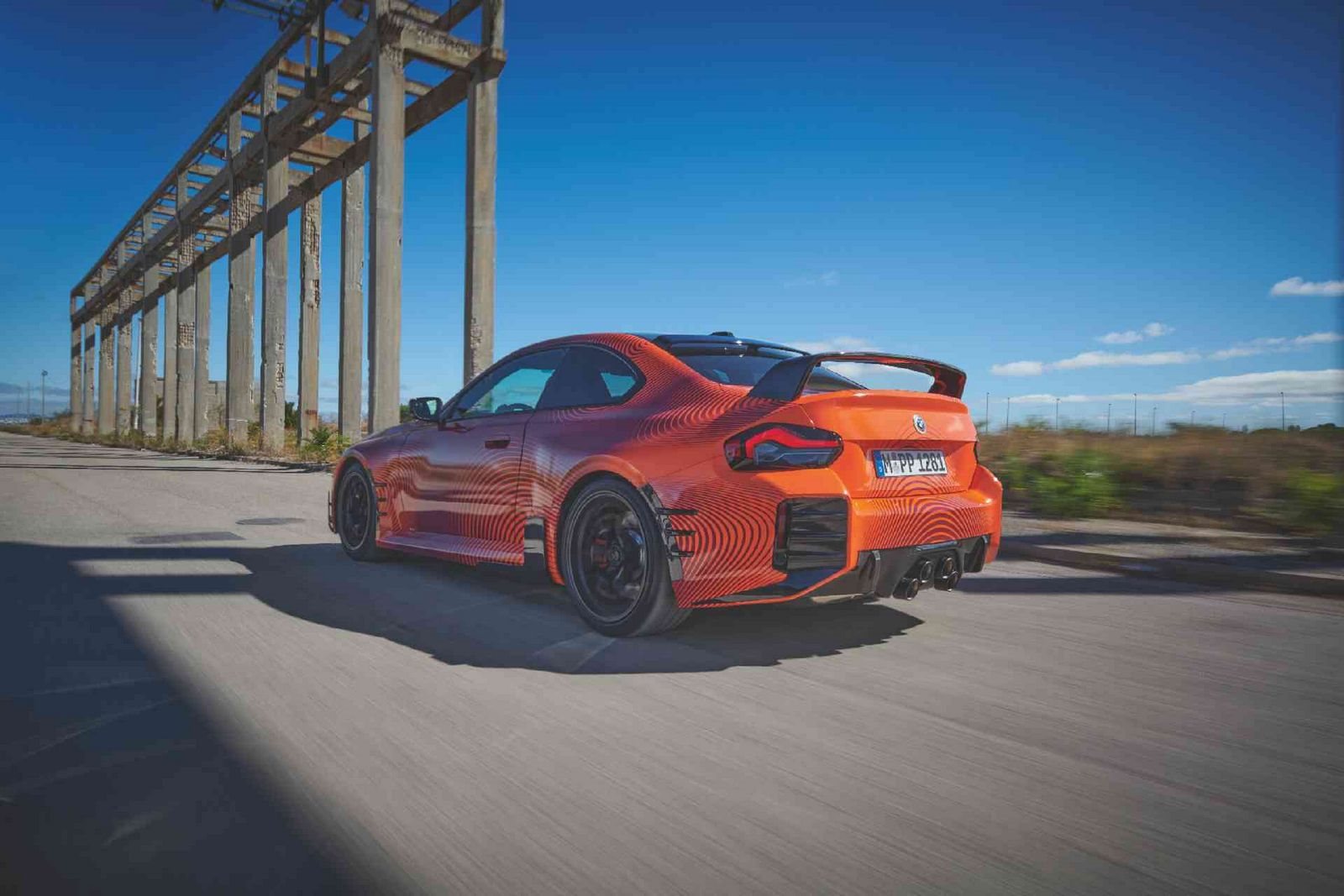 2023 - BMW M2 COUPE M PERFORMANCE PARTS IN ESSEN, foto 2
