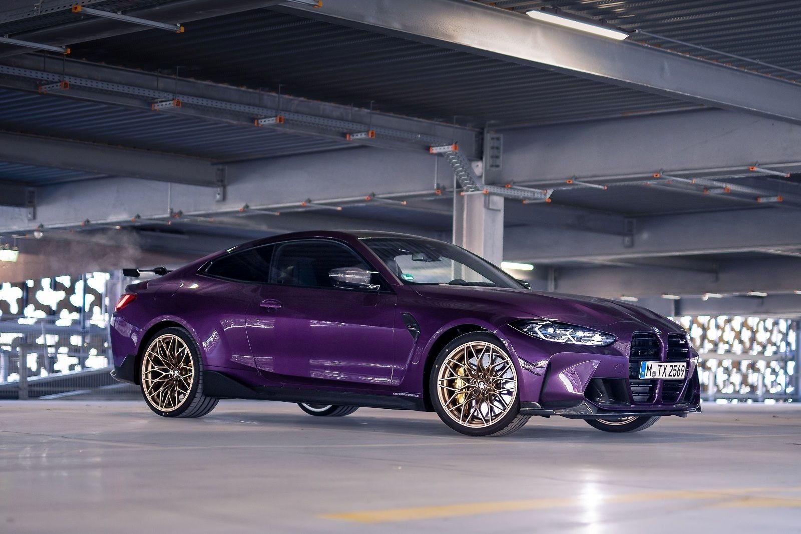 2023 - BMW M4 COMPETITION COUPE M PERFORMANCE PARTS IN ESSEN, foto 15