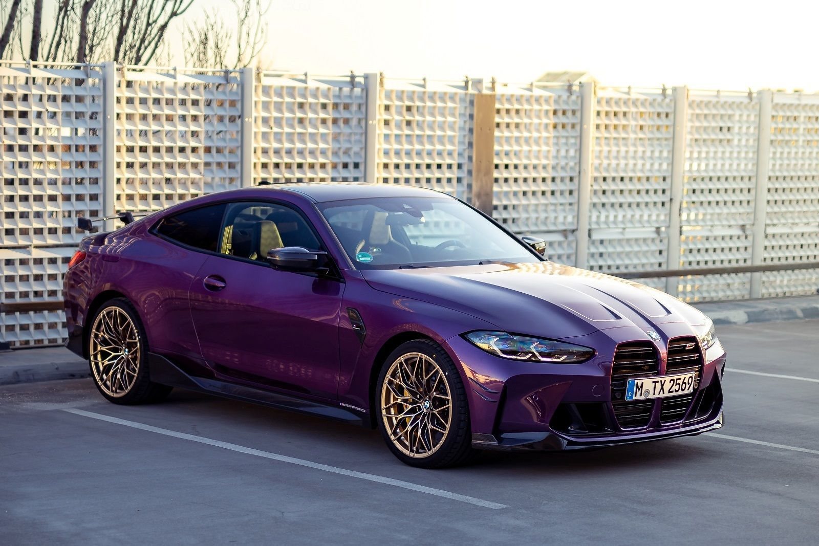 2023 - BMW M4 COMPETITION COUPE M PERFORMANCE PARTS IN ESSEN, foto 17