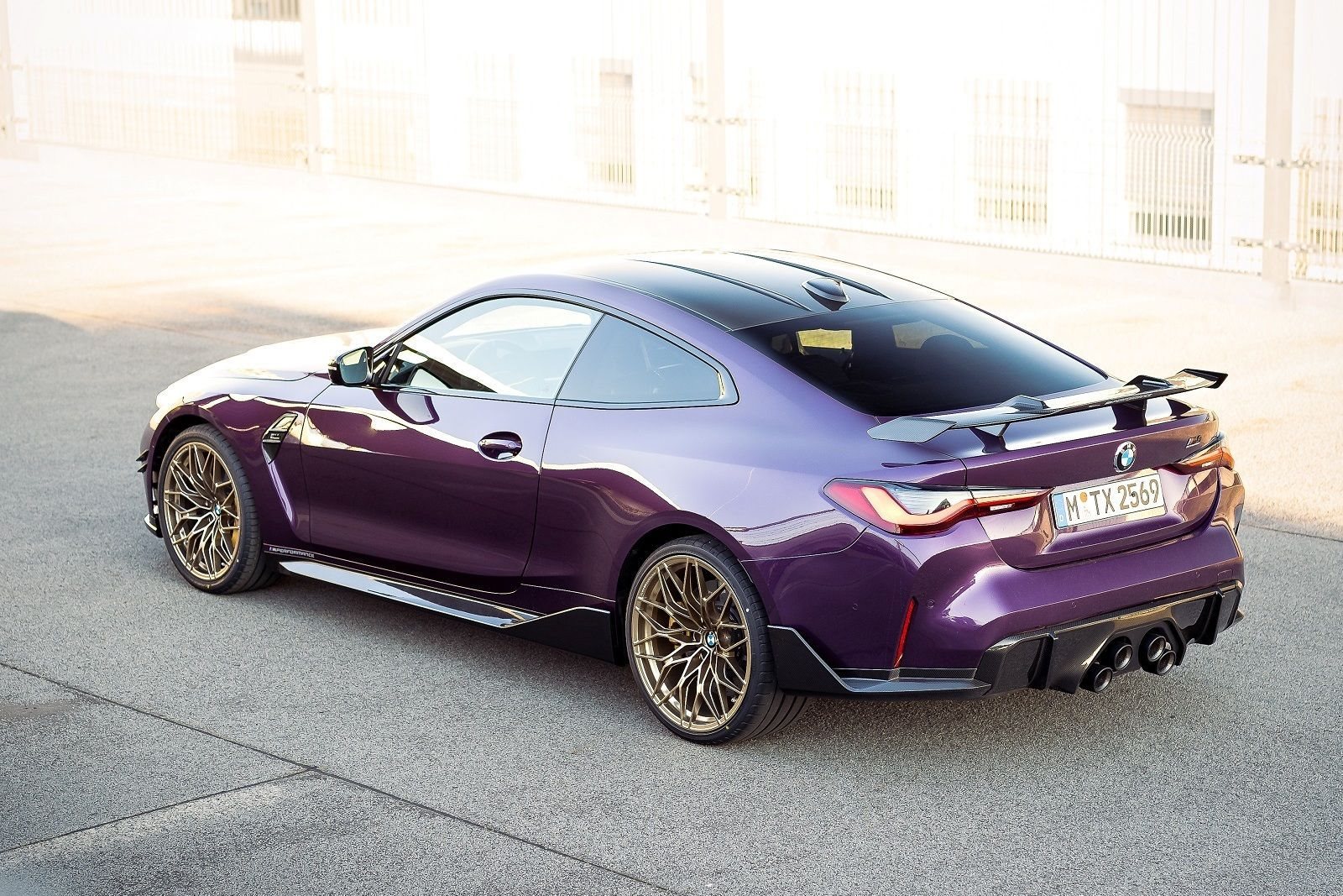 2023 - BMW M4 COMPETITION COUPE M PERFORMANCE PARTS IN ESSEN, foto 24